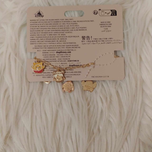🧁FIRM! NWT 2023 DISNEY MUNCHLINGS CHARM BRACELET - Picture 7 of 8